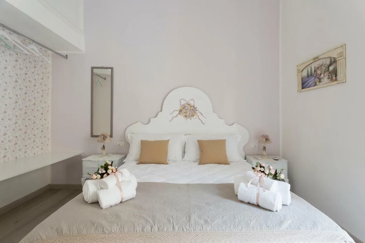 La Maison Romantique Naples Bed & Breakfast